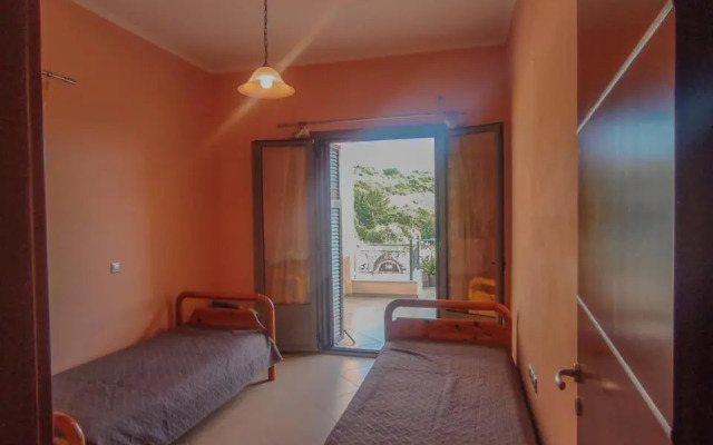 Villa Palairos