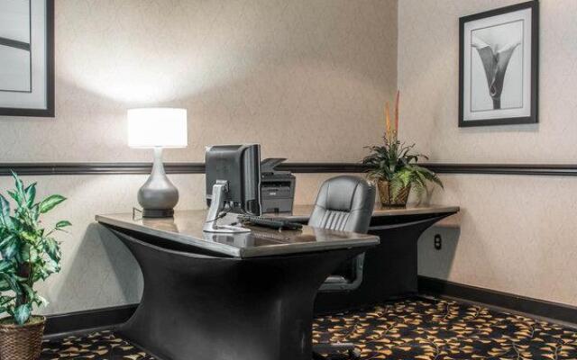 Holiday Inn Lancaster County