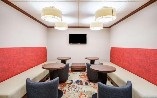 Hampton Inn Boston/Marlborough