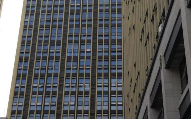 Xihuan Hotel (Chengdu Zhaojue Temple South Road Metro Station)