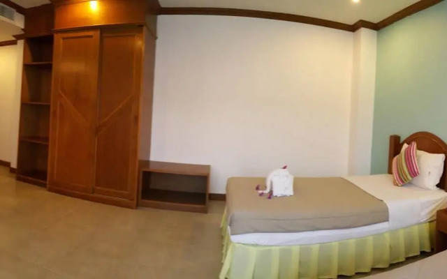 MT Hotel Patong