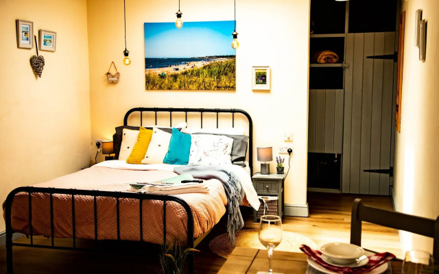 Marshview Dairy B&B, Holiday Lets and Campsite