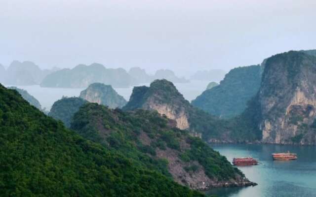 Halong Overnight In Cat Ba Island