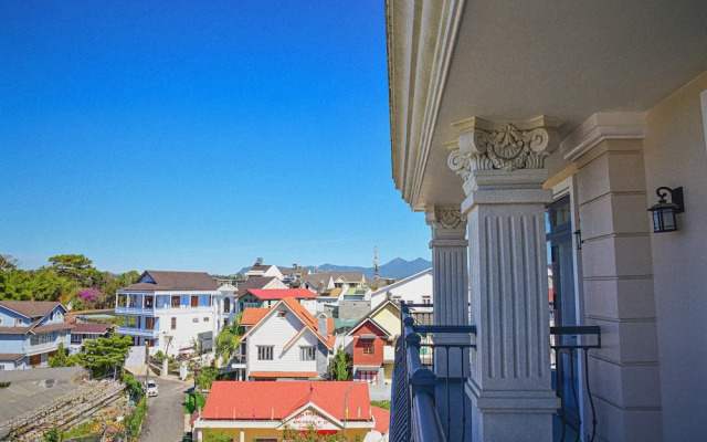 Charlie Mansion Dalat