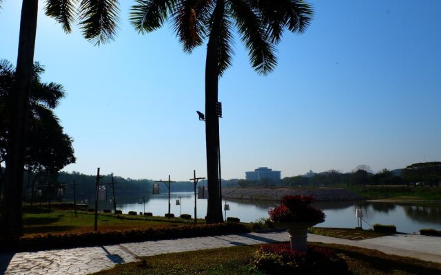 Wiang Indra Riverside Resort