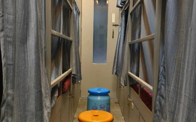 Rest Inn Hostel Dormitory