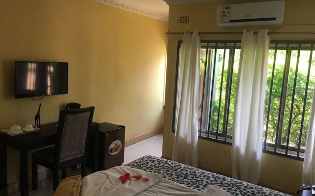 Golden Hills Lodge