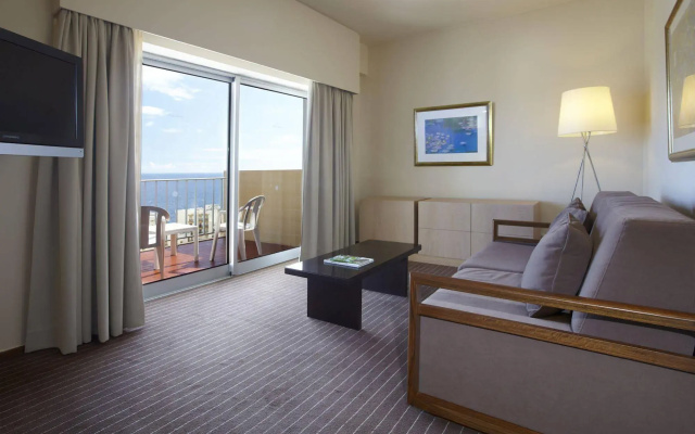 Hotel Girassol - Suite Hotel