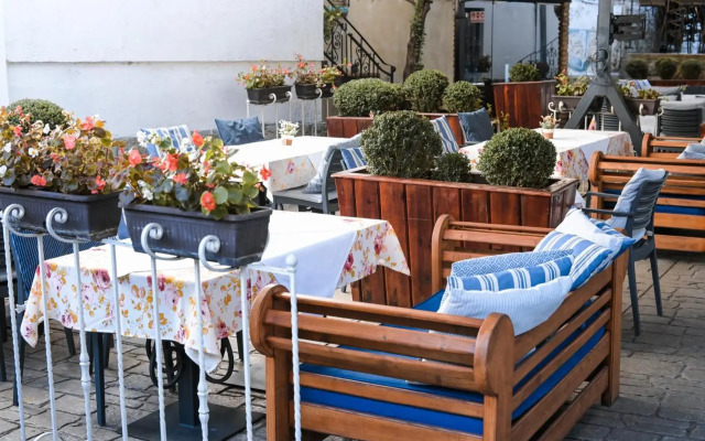 Garni Hotel Le Petit Piaf