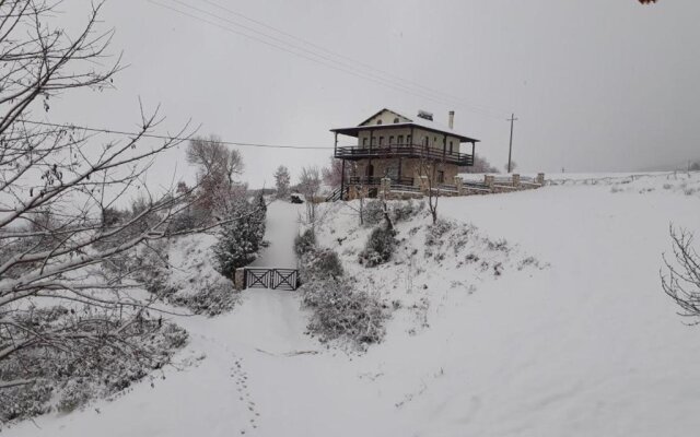 Beautiful and relaxing *Villa* in Paftal, Berat
