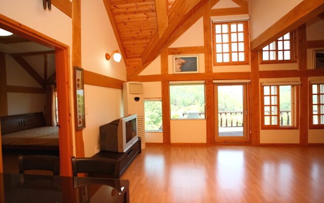 Yangpyeong Jungmisan Scenery Pension
