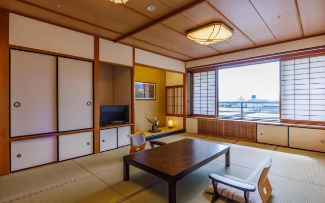 Biwako Grand Hotel – Guest Rooms – Otsu