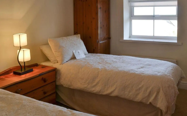 Granary Cottage - UK10994