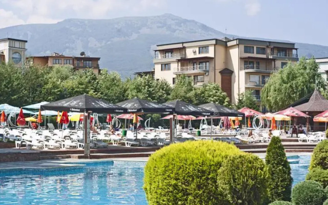 Maxi Park Hotel & Spa