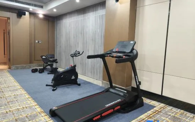 Lianjiang Avenue Vienna International Hotel – Sports – Zhanjiang