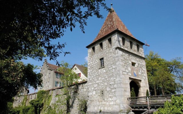 Youth Hostel Dachsen am Rheinfall