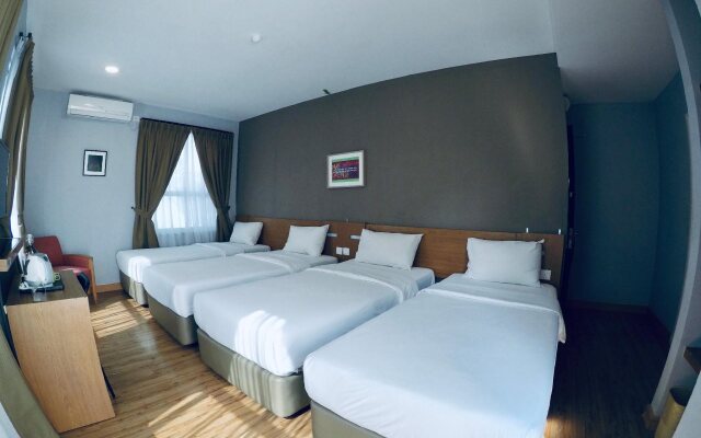 Hotel Ariana Iskandar