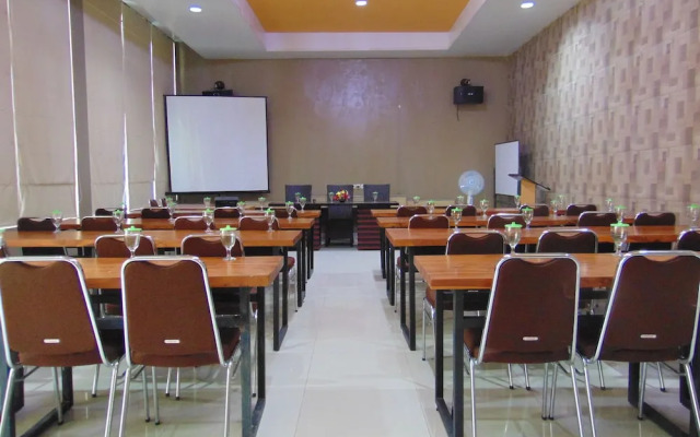 Savita Inn