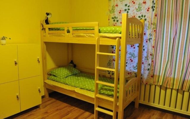 Dalian Buzz Light Year Youth Hostel