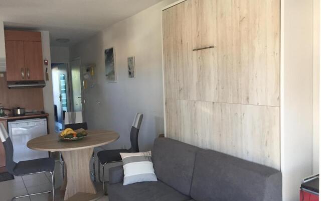 F2 Immeuble les pieds dans l'eau