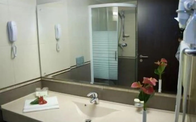 Hotel Rapsodia City Center