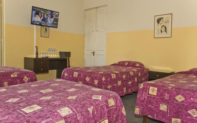 Las Mercedes Hostal Residencial
