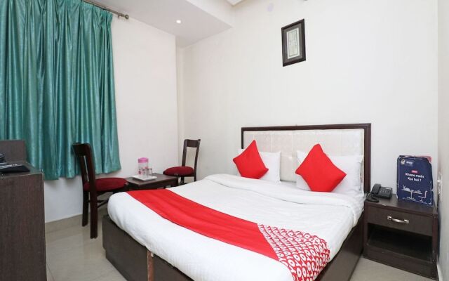 OYO 27921 Hotel Shalimar