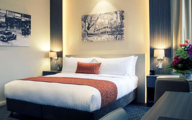 Mercure Orange