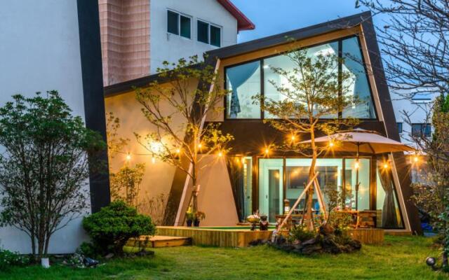 Jeju Ugichani Pension