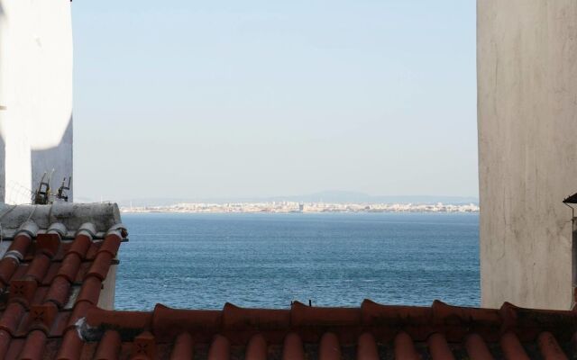 S.Lourenco Apartment - Alfama-Great Location