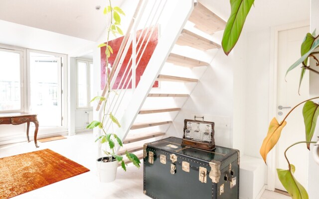 2ndhomes 2BR Penthouse w Terrace&Sauna