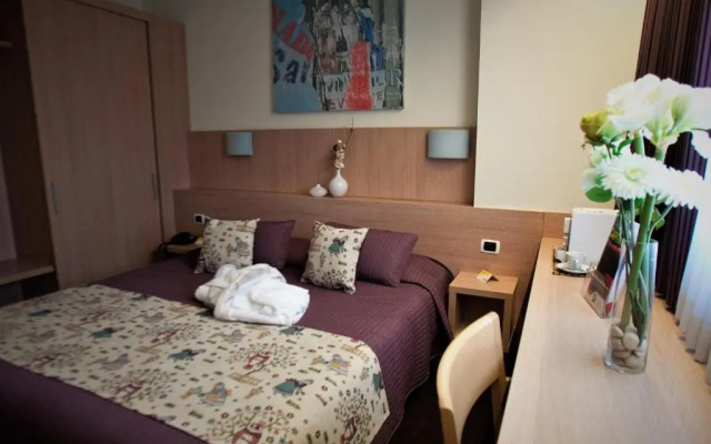 Hotel Capital