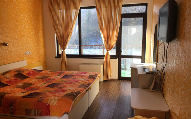 Къща за гости Суни Транс