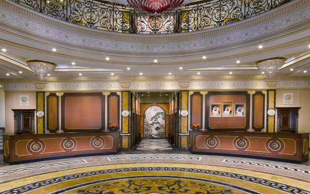 Royal Rose Hotel Abu Dhabi, Curio Collection by Hilton - Image 2