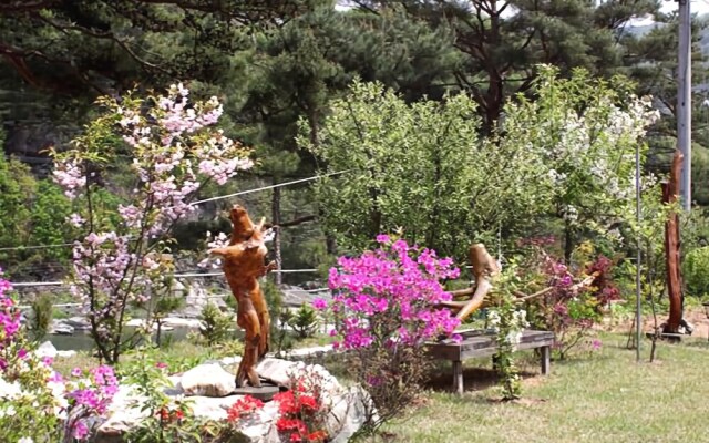 Wongju Pine Pension