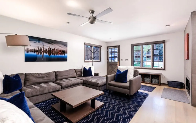 Alpenblick by Frias Properties