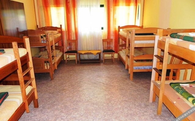 Hostel Izvor