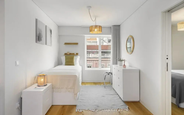Urban Oasis: Modern Living With Parking & Ac