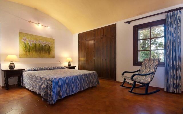 Villa - 4 Bedrooms with Pool and WiFi - 103163