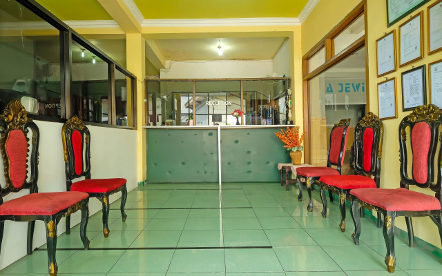 Collection O 91914 Hotel Citra Dewi 2 Int's