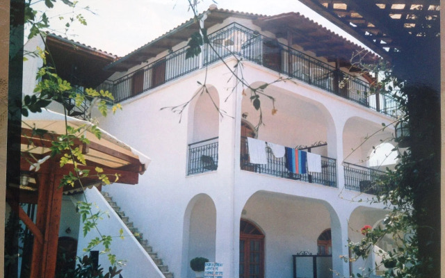 Virvilis Apartments