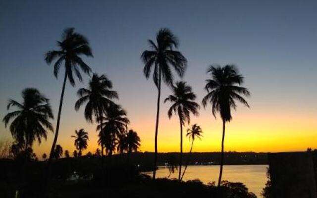 Suíte beira rio 85m praia