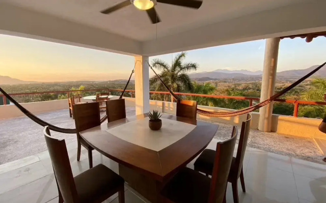 Penthouse con Vista al Mar
