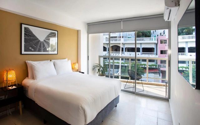 Incredible 2BR In La Cresta