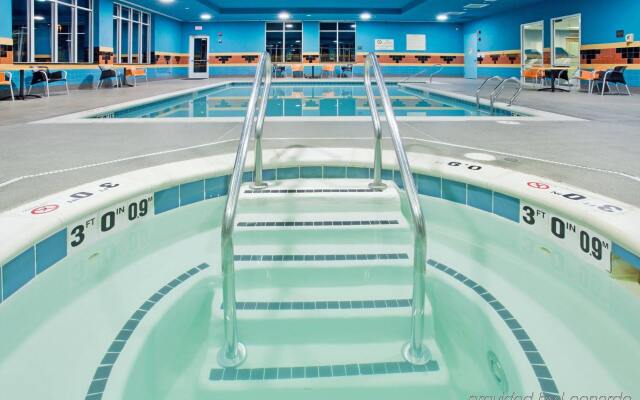 Holiday Inn Hotel & Suites Williamsburg-Historic Gateway by IHG