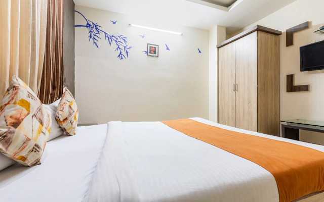 Fabhotel Shree Regency