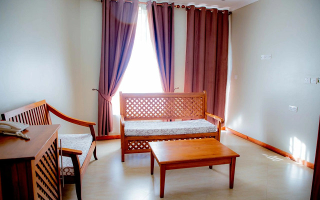 Masailand Safari & Lodge
