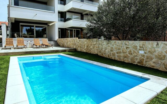 Imperial Apartment with Private Pool