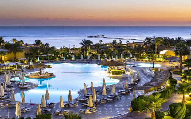 Three Corners Fayrouz Plaza Beach Resort