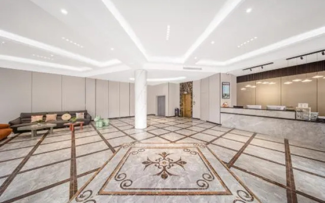 INTO Film Road Shuyue Hotel (Hengdian Film & Television City Branch)